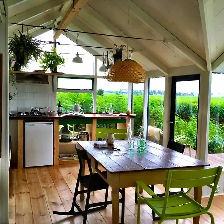 Juffertje In Het Groen * Driehuizen