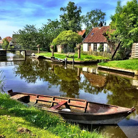 Juffertje In Het Groen * Driehuizen